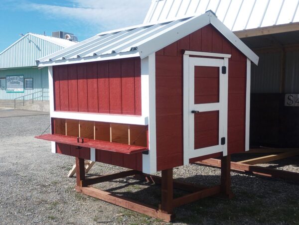 6x6 chicken coop for sale in Red Bluff